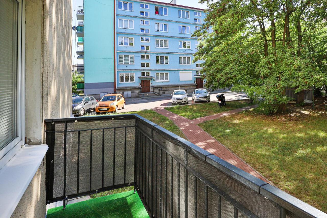 Gdanska Two-Bedroom Apartment Brzezno Beach By Noclegi Renters Bagian luar foto