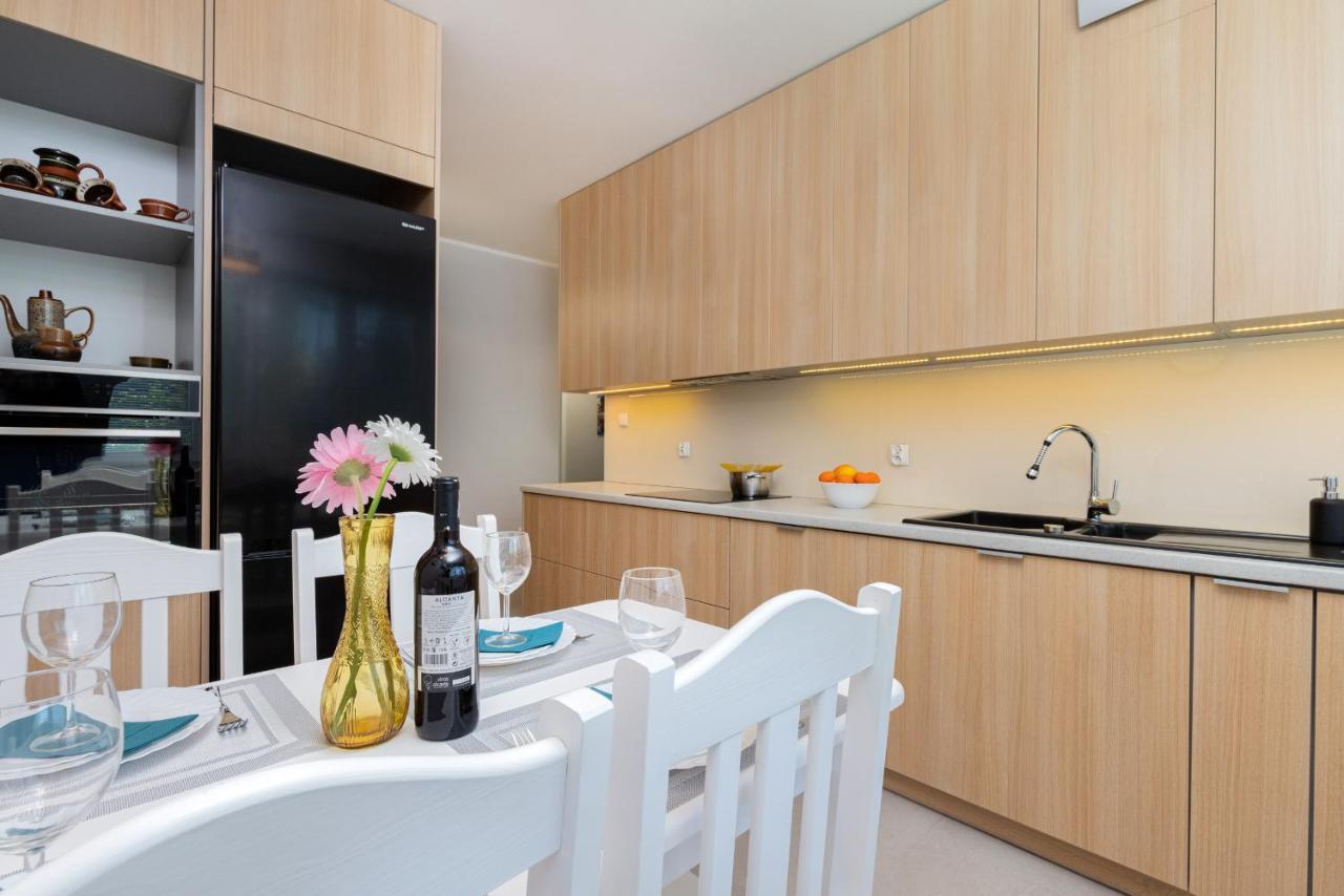 Gdanska Two-Bedroom Apartment Brzezno Beach By Noclegi Renters Bagian luar foto