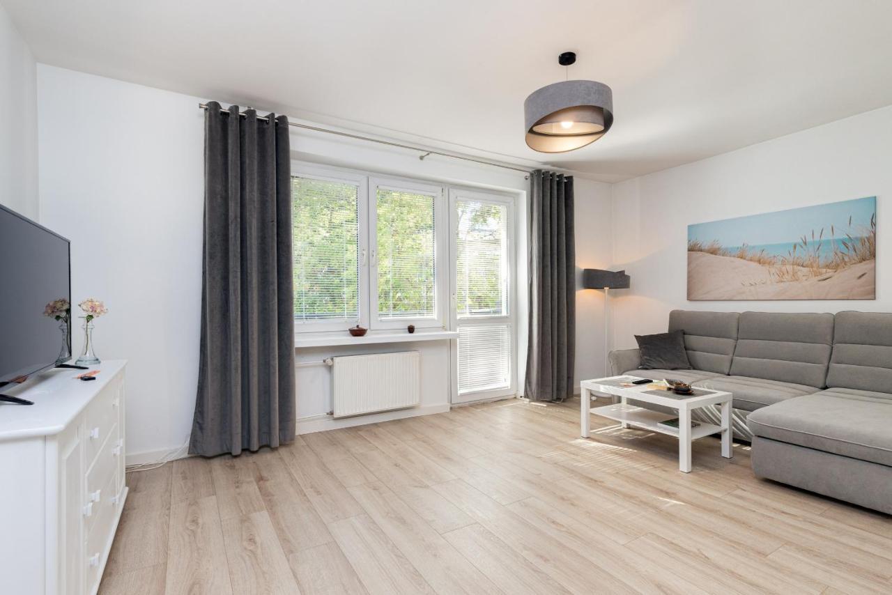 Gdanska Two-Bedroom Apartment Brzezno Beach By Noclegi Renters Bagian luar foto